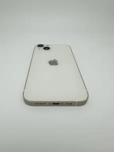 iPhone 13 256GB blanco estrella reacondicionado componentes originales