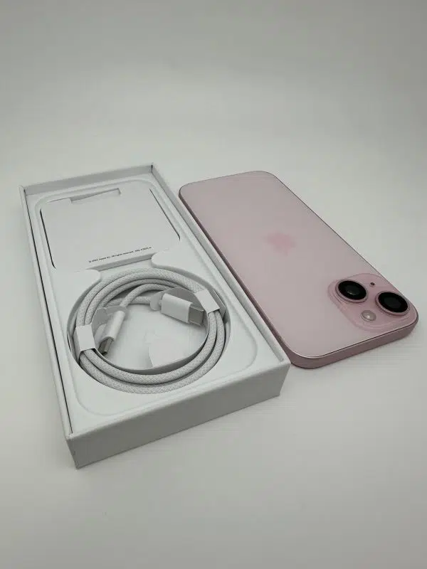 iPhone 15 128GB rosa reacondicionado